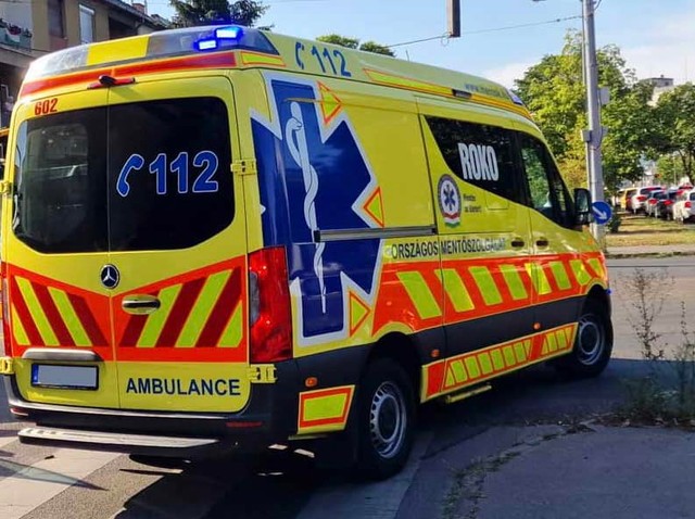 Két baleset percekkel egymás után: már a kórházba indultak volna a mentők az első sérülttel