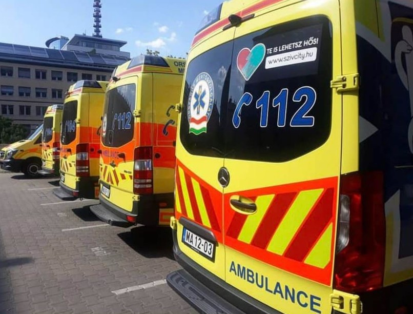 mentő, mentők, újraélesztés, gyula