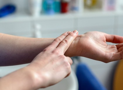 Magas pulzus: mit tehet azonnal, és mikor kell orvos? című cikk nyitóképe