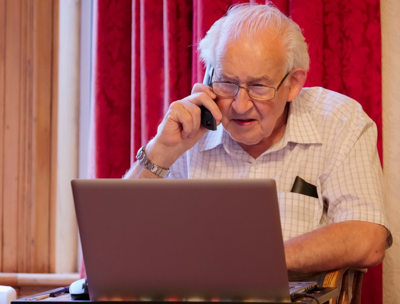 csalók, potencianövelő, urulógus, tesztoszteron, internetes csalás