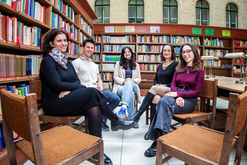 Méhes Mandula Hajna, Kókai Csilla, Kiss Bonifác, dr Vajna Virág, dr Bátory Zsófia