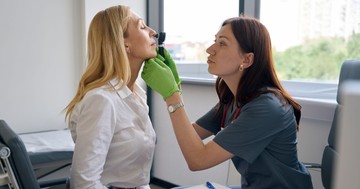 Orrpolip: akár a hangja is megváltozhat tőle