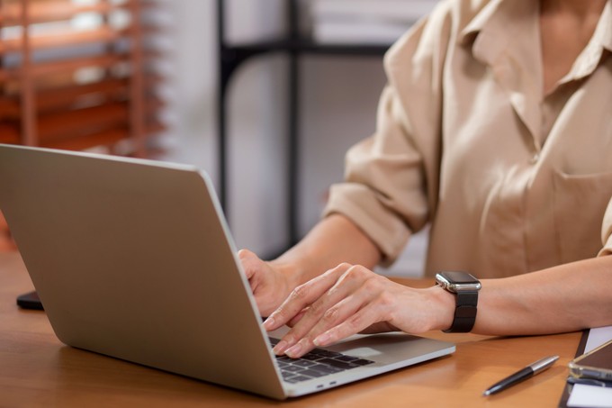 Online kiadvány jelent meg, ami segíti a szülőket eligazodni a támogatási lehetőségek között című cikk nyitóképe