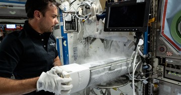  Kapu Tibor: az egészségügyi szempontok alapján történő kiválasztás talán a legfontosabb egy űrhajós esetében 