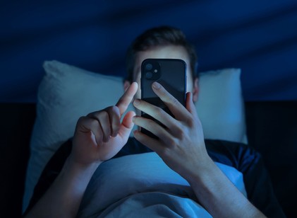Mi történik, ha egy hétig nem használja a telefonját lefekvés előtt? című cikk nyitóképe