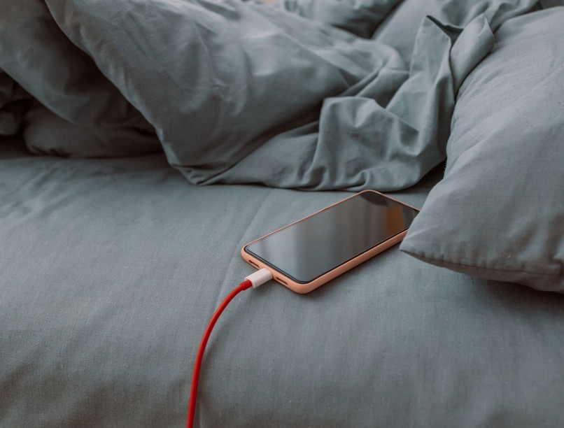 telefon töltés veszély tűzveszély