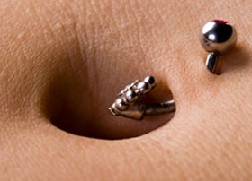 Veszélyesek a piercingek?