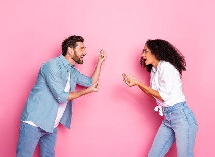 Mintha személyes támadás lenne: ezért mérgesednek el a politikai viták az emberek között című cikk nyitóképe