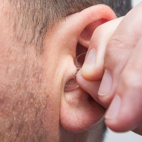 Miért nő erős szőr idővel sok ember fülében? Biztos, csak a korral jár? című cikk nyitóképe