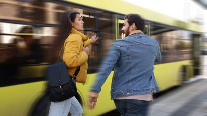 Ma is futott a busz után? Gratulálunk, épp az életét hosszabbította meg! A demenciát és a cukorbajt is segít megelőzni  című cikk nyitóképe