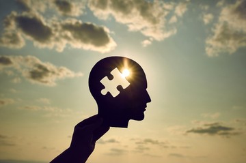 Mi az Alzheimer-kór, és miért veszélyezteti jobban a nőket?