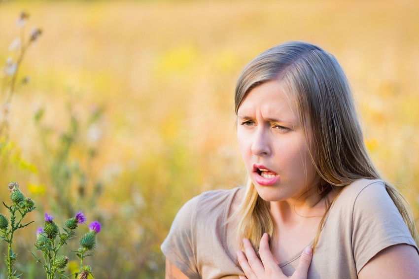 A rovarméreg allergia bármikor kialakulhat, de hogyan ismerhetjük fel, és mit tehetünk ellene?