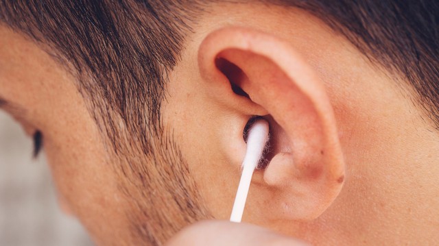 Valóban ártalmas a fültisztító pálcika? Amit a fül-orr-gégészek szeretnének, ha mindenki tudna