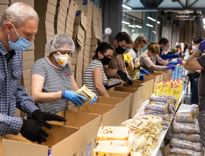 segítségnyújtás Ukrajna, Ukrajna, menekült, adomány