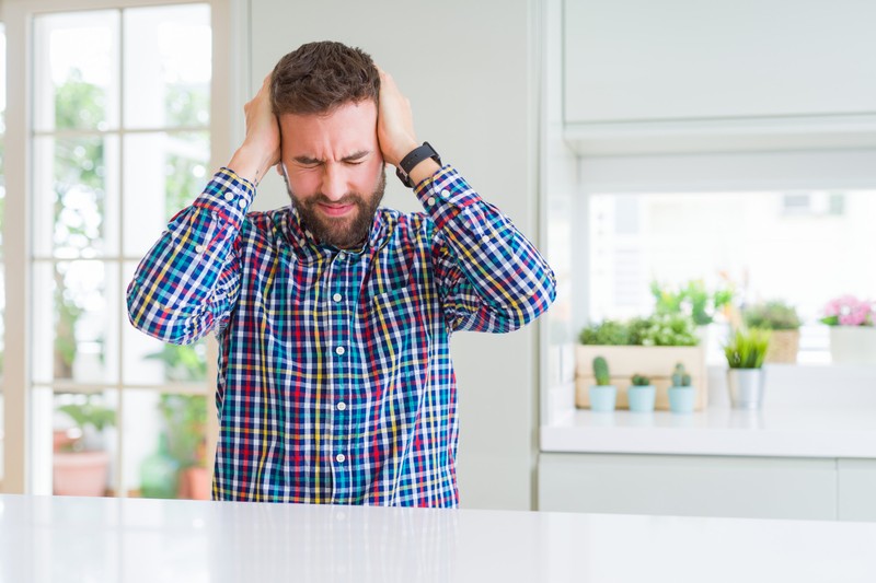 A fiamnak forgó, szédüléssel járó rosszullétei vannak, mi okozza? Az orvos válaszol