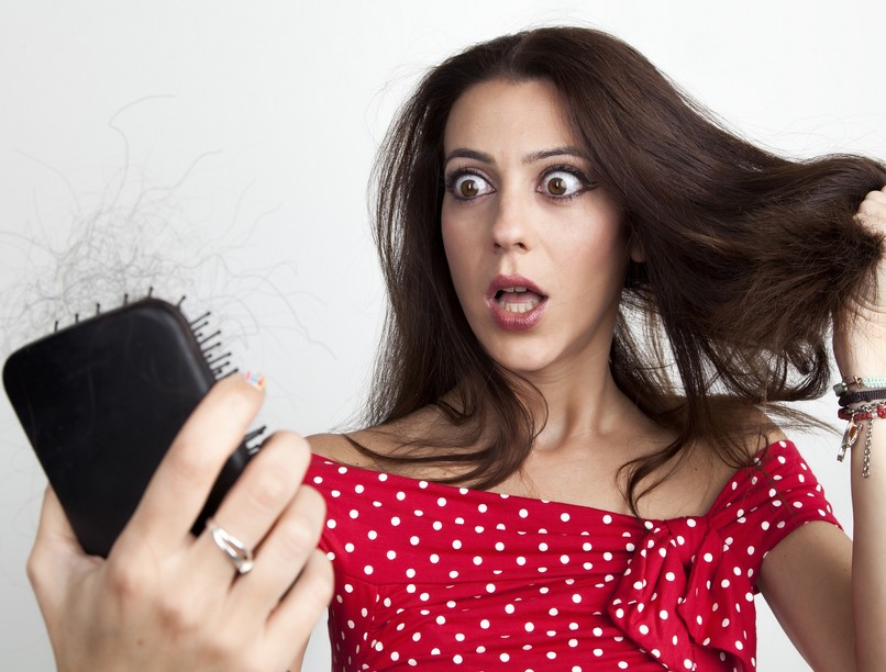 hajhullás töredezett haj pajzsmirigy vizsgálat