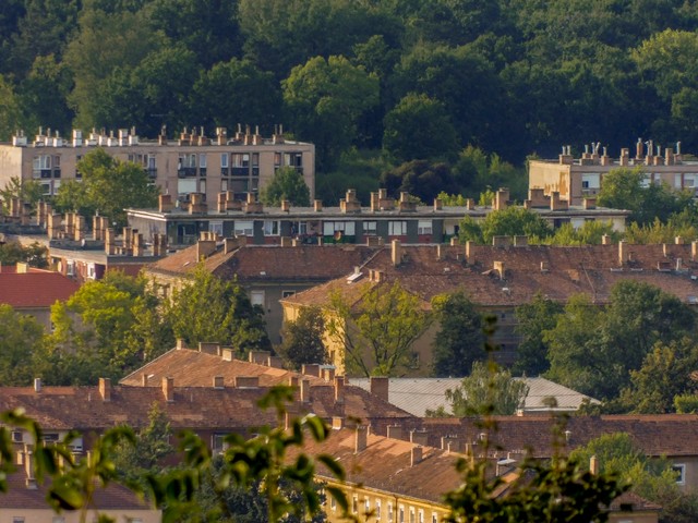 Ebben a 3 magyar városban egészségtelennek minősítette a levegőt az NNK