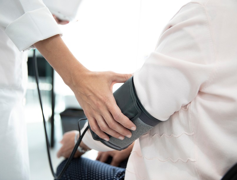 magas vérnyomás, vérnyomás, PAH, tünetei