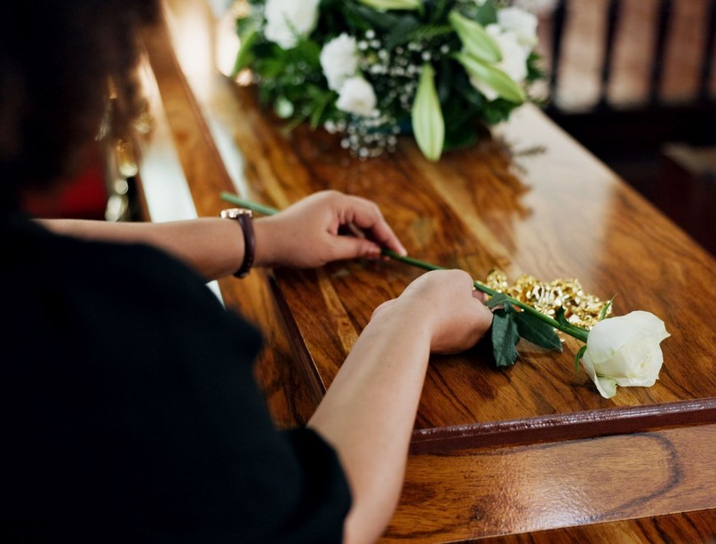 város nem lehet meghalni születni