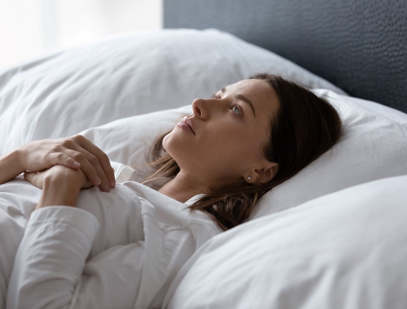 szem nem zár alvás éjszaka