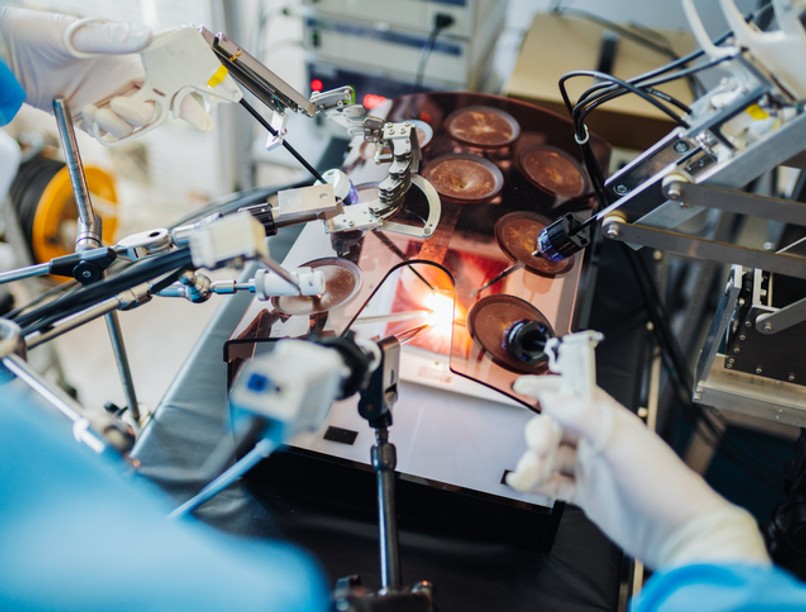 térdprotézis, műtét, robot technológia, magyarország