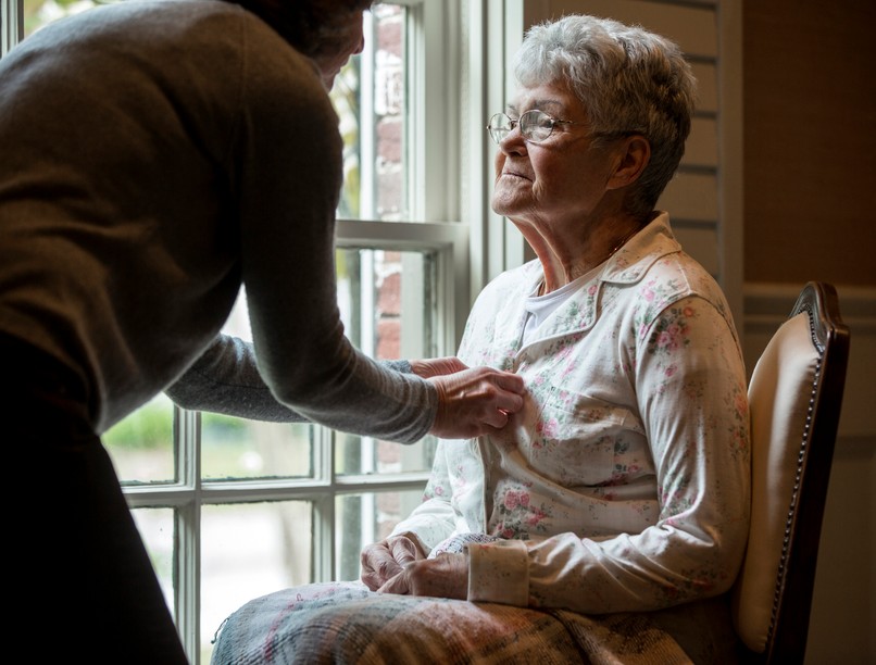 otthonápolás, otthoni ápolás, idősgondozás, idősek ápolása, 