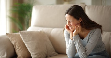  Mi okozhat állandó feszülést az állkapocsban? 