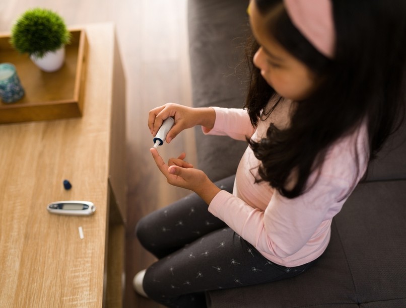 cukorbetegség, diabétesz, gyerke, kamasz