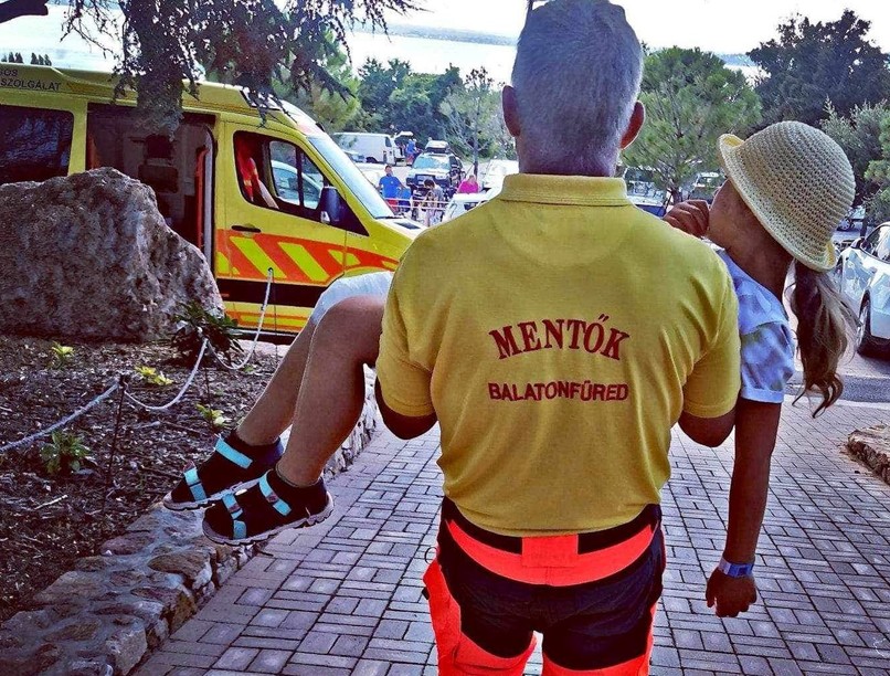 mentők szabálytalan emberséges sürgősségi balaton