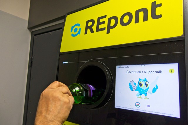 Így vált a jótékonykodás mindennapossá a visszaváltások révén