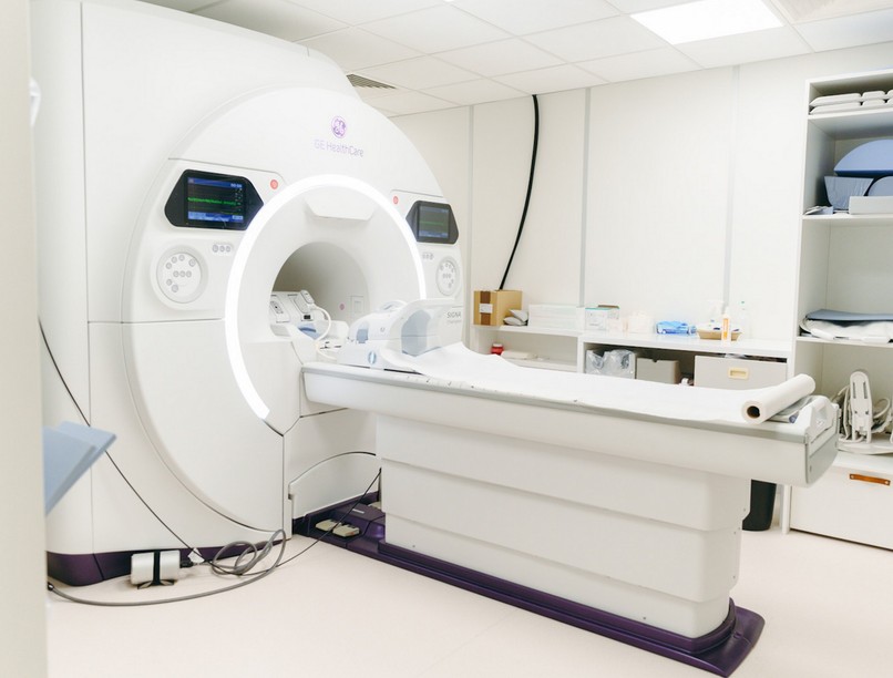 hírek MRI férfi meghalt nyaklánc baleset