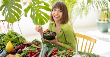 Diétázik? Ezek az ételek több kalóriát tartalmaznak, mint hinné