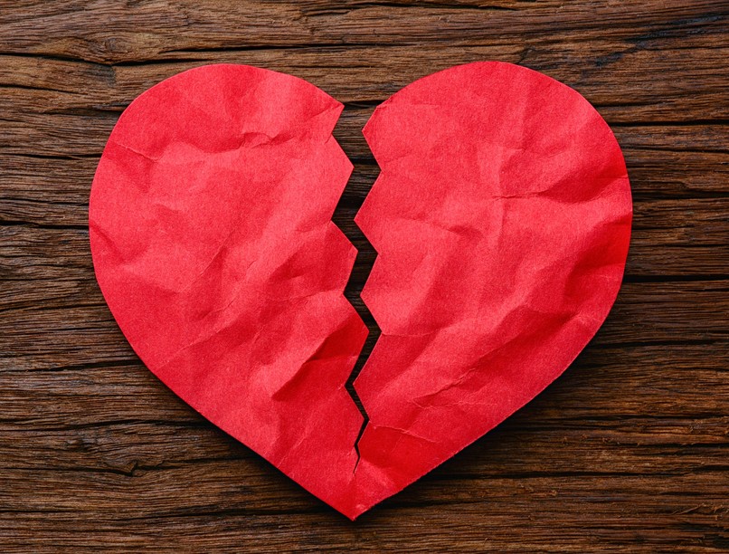 szívfájdalom, összetört szív, szakítás, hatás
