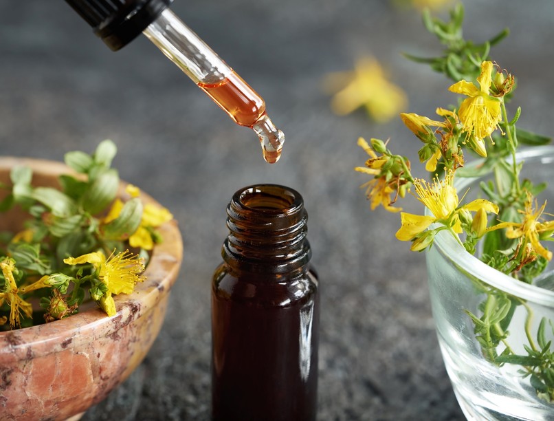 gyógynövény káros hatás szívbeteg gyógyszer orbáncfű