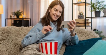 Digitális detox és dopamine-dömping: ez történik az agyunkkal, ha egész nap a telefonunkat nézzük