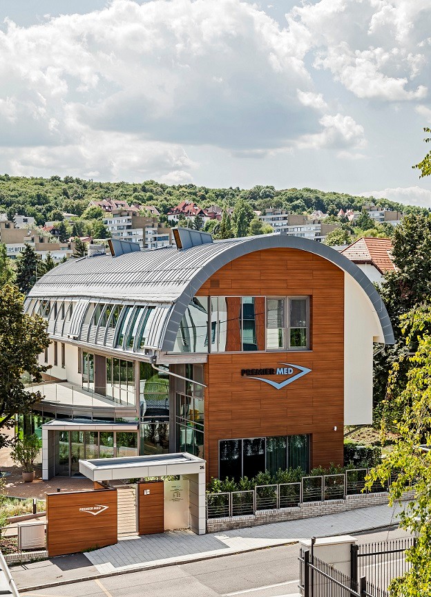 A vágás nélküli műtéti technikákat Kelet-Közép-Európában elsőként egy budapesti kutatóintézetben kutatják és tanítják 