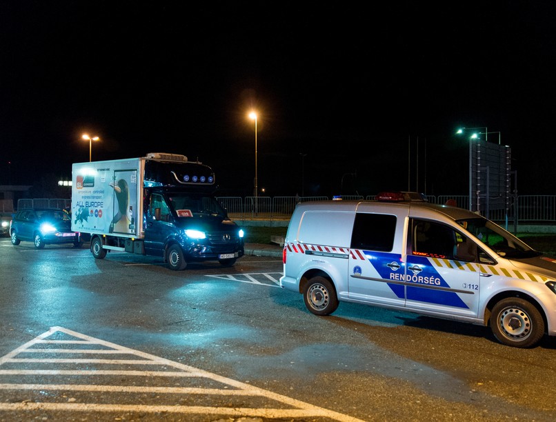 koronavírus, vakcina, covid, oltóanyag, magyarország, megérkezett