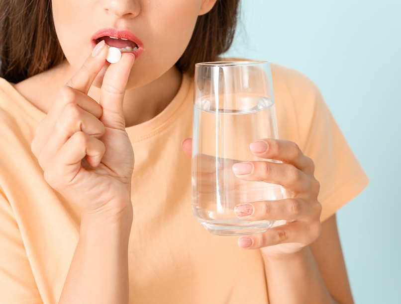 gyógyszeres kezelés mennyi vízzel kell bevenni a gyógyszert