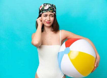 Fáj a füle strandolás után? Ezt tanácsolja az orvos című cikk nyitóképe