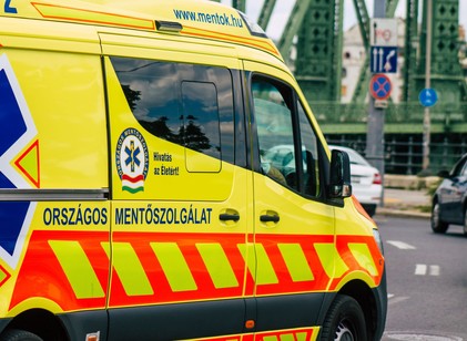 Két sikeres és egy sikertelen újraélesztés a választás napján című cikk nyitóképe