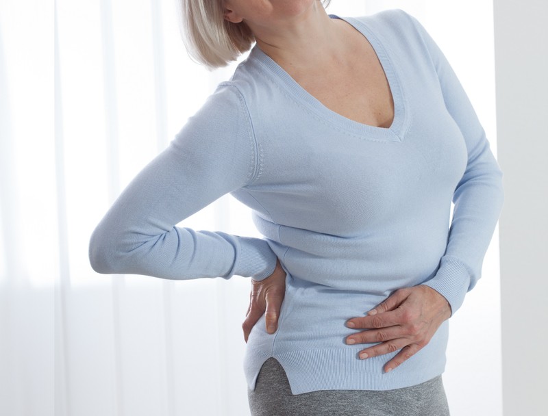 Fájdalom a jobb bordaív alatt - ezek a jelek utalnak rá, hogy küszködik a májunk