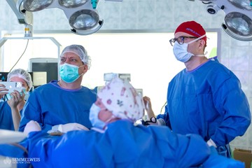 A beteg korábban kemoterápiát, csontvelő átültetést és sugárkezelést is kapott