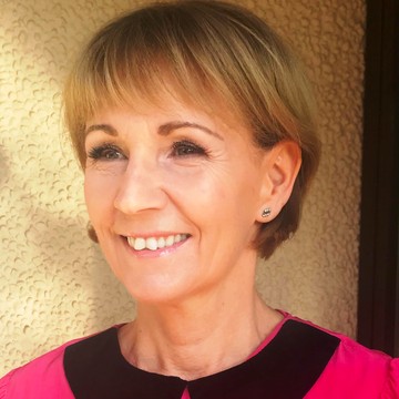 Prof. Dr. Szűcs Gabriella