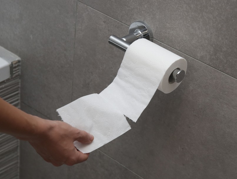 széklet után tiszta WC-papír miért