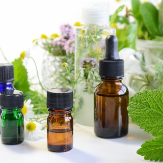 Ezekkel az illóolajokkal vigyázzon, mert allergiát okozhatnak című cikk nyitóképe