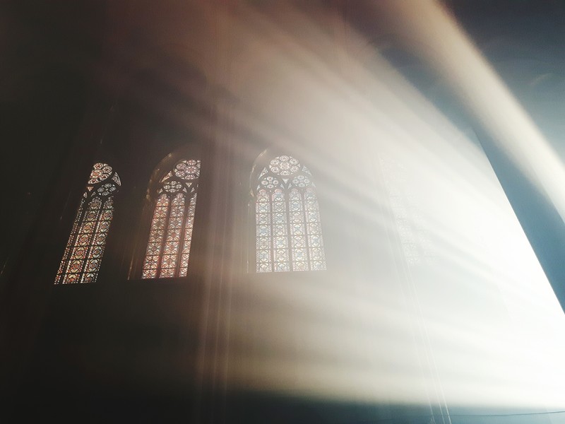 Aki misére jár, tovább él? Harvardi kutatók szerint a spiritualitás a beteggondozásban is fontos lenne