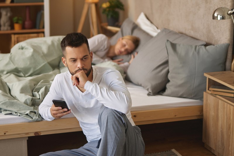 Korainak találja az ébresztőt? A női agy éjjel is dolgozik – ezért kér még egy kis időt reggel