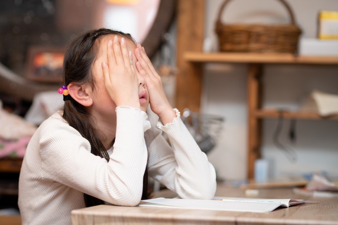 A kislányom nagyon fáradékony, rengeteget alszik, mi okozhatja? Az orvos válaszol című cikk nyitóképe