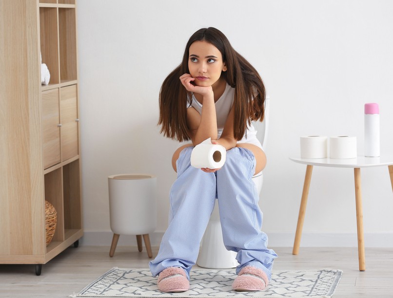 széklet, színe, májbetegség, jele tünet hányinger