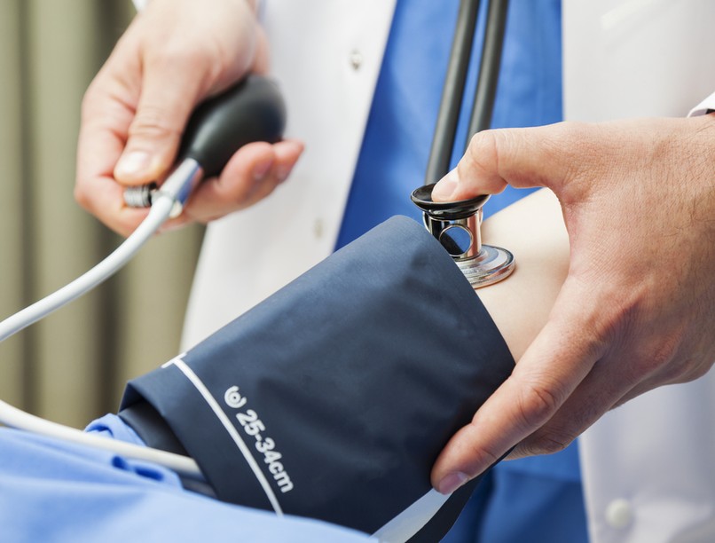 vérnyomás, magas vérnyomás, vérnyomáscsökkentés, stroke, szívinfarktus, terápia 